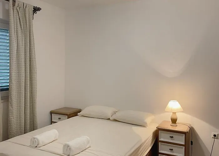 Prizba Tomas One * Blato (Korcula)