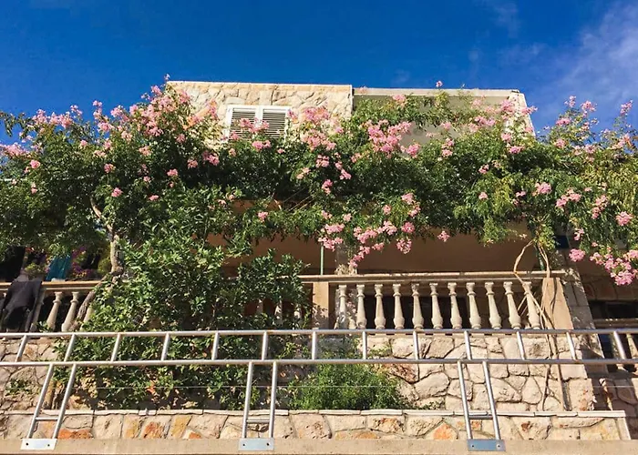 Prizba Tomas One * Blato (Korcula)