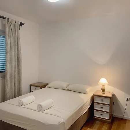 Prizba Tomas One * Blato (Korcula)