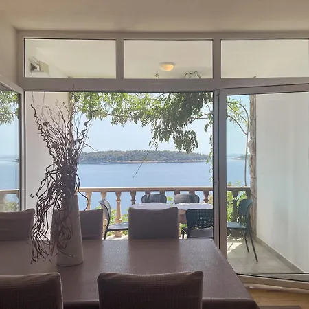 Apartment Prizba Tomas One