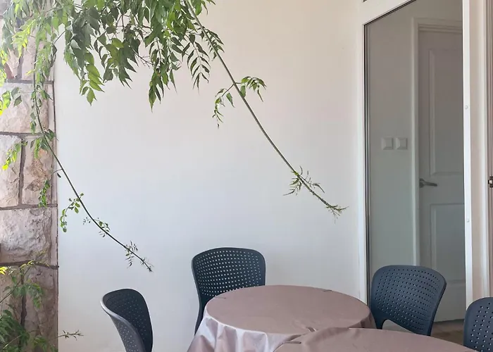 Prizba Tomas One * Blato (Korcula)